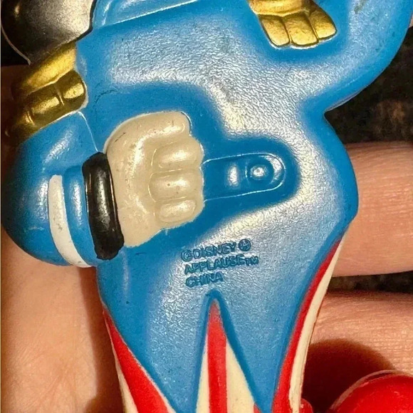 Vintage Mickey Mouse Whistle Kazoos Whistles Patriotic Musical Stand Up - Picture 5 of 6